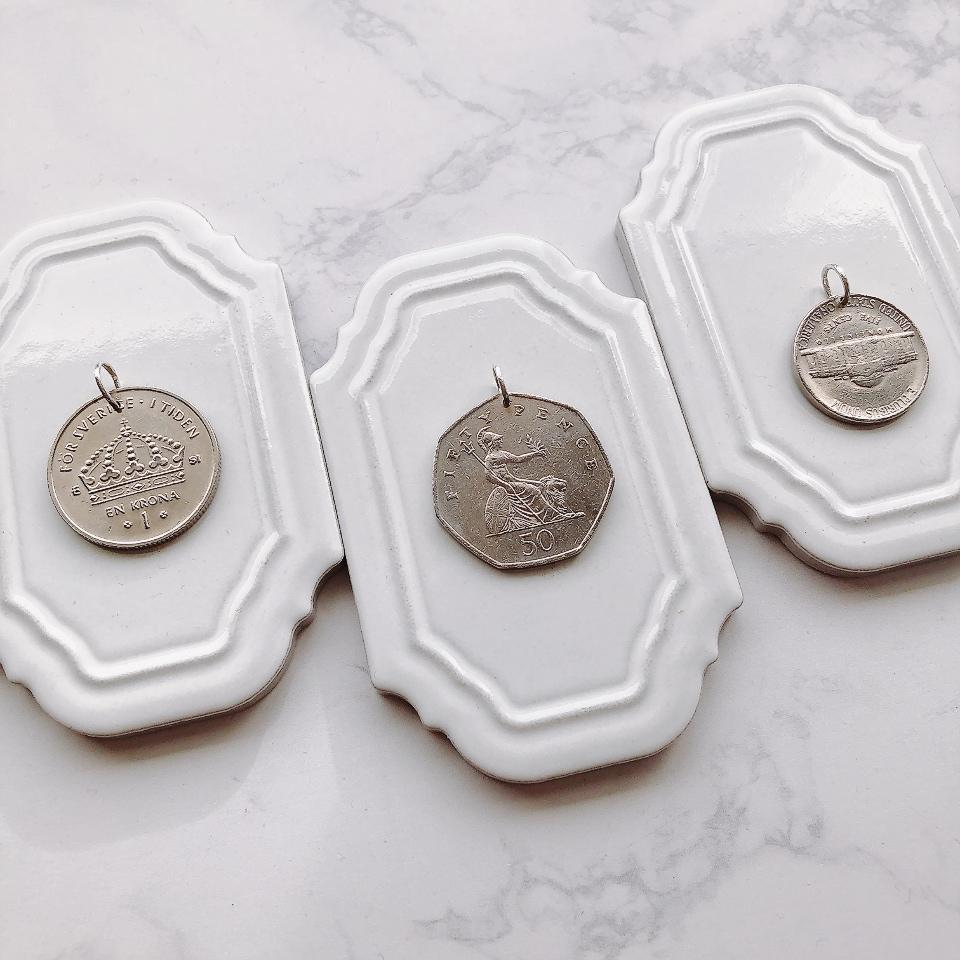 ヴィンテージコインペンダントトップ　ELIZABETH by Émeri | 4枚目